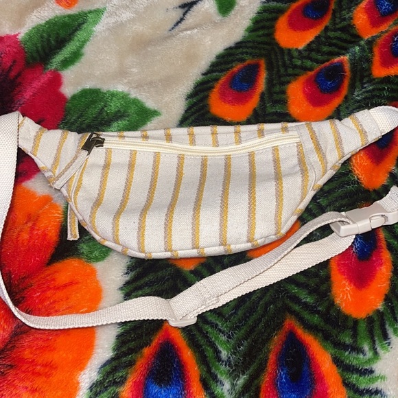 Roxy Fanny pack - Picture 3 of 3